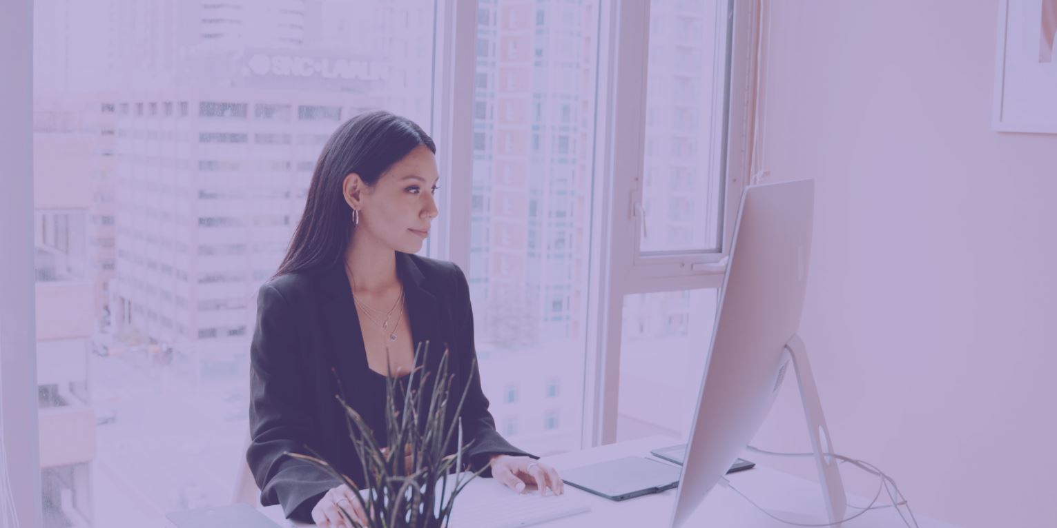 Career changers in tech top tips woman at laptop 